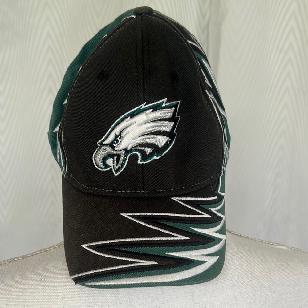 Reebok Black and Teal Zigzag Hat